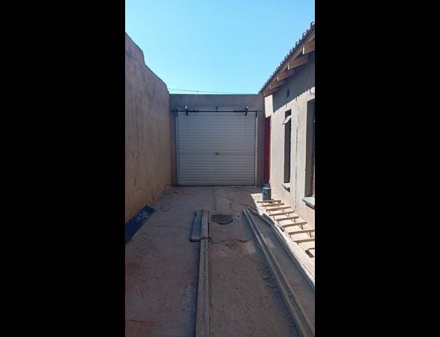 2 BEDROOM PROPERTY TO RENT IN EMDENI
